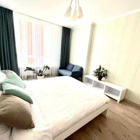 Osapart Cozy In A Complex Semycvit Apartman
