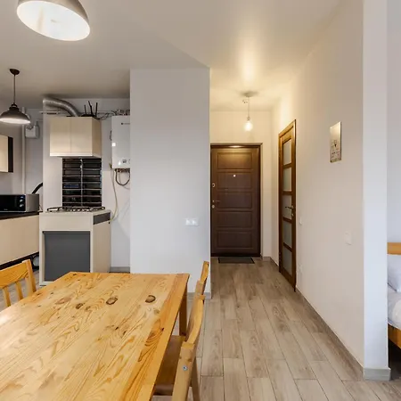 Osapart Cozy In A Complex Semycvit Daire