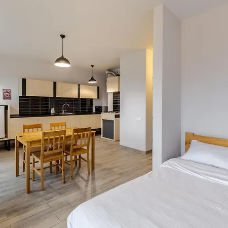 Daire Osapart Cozy In A Complex Semycvit Lviv